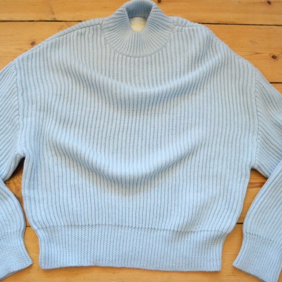 STINE GOYA Knot Pullover Ice Pale Baby Blue XS/S - Picture 2 of 4
